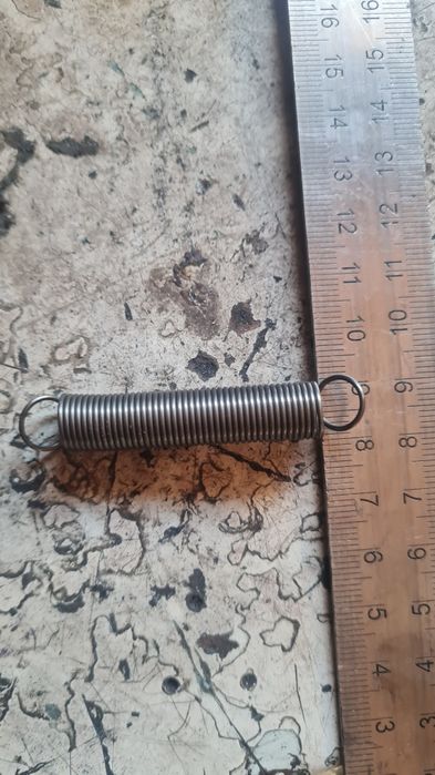 Пружинка небольшая