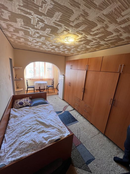 Garsoniera zona Milan centrala proprie