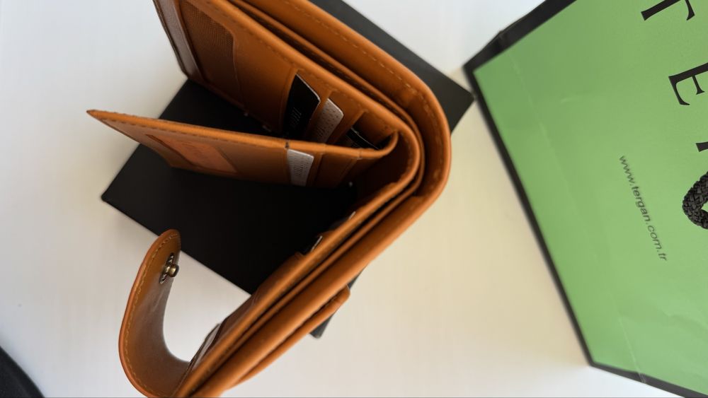 кошелёк-визитница TERGAN