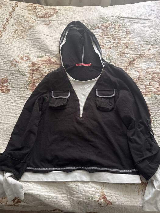 Джемпер с капюшоном