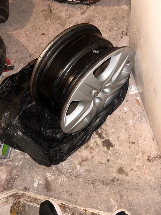 Vand jante otel Bucuresti