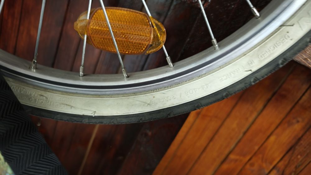 Bicicleta fete, negru cu roz