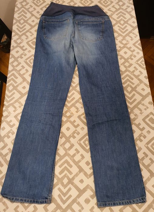 Дънки за бременни жени.