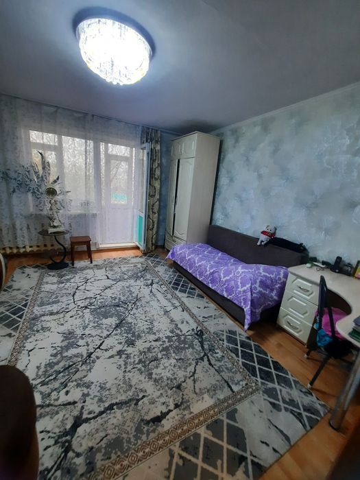 Продам 1 комнатную н/п 1000 мелочей