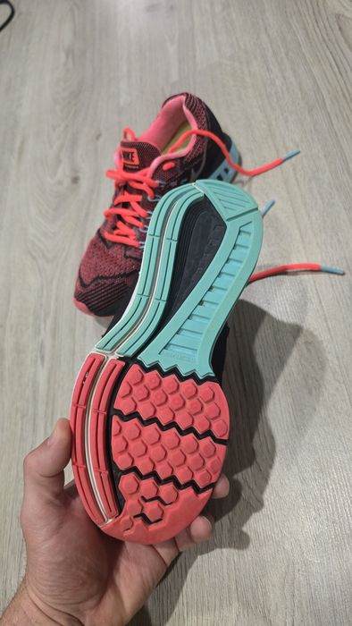 Дамски маратонки Nike ZOOM Running  37.5