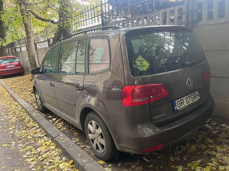 VOLKSWAGEN Touran 2012 — imagine 2