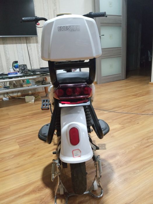 Э.Скутер, эилонг окинг , безота кманг просто так!