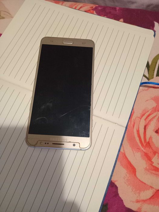 Плодава Samsung Galaxy J7