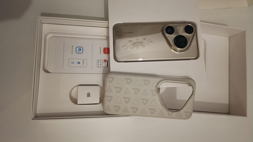 Huawei Pura 80 Ultra 512 gb factura si garanție pana in 2028. Fullbox