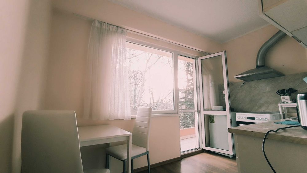 Дава се под наем Тристаен апартамент в Варна, Център - 62 кв.м за 498.27 € - Снимка #5