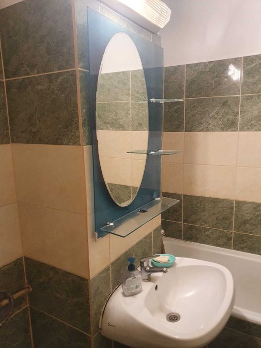 Vand apartament 2 camere