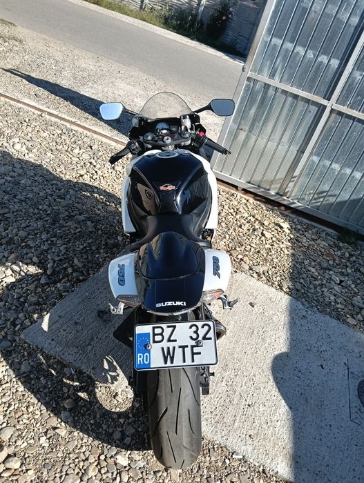 Suzuki GSX-R 750 K7