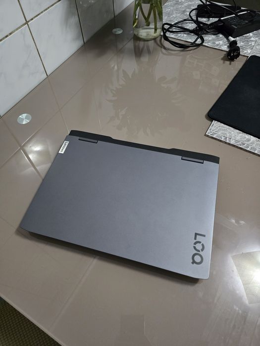 Laptop lenovo LOQ 15irh8 - Defect
