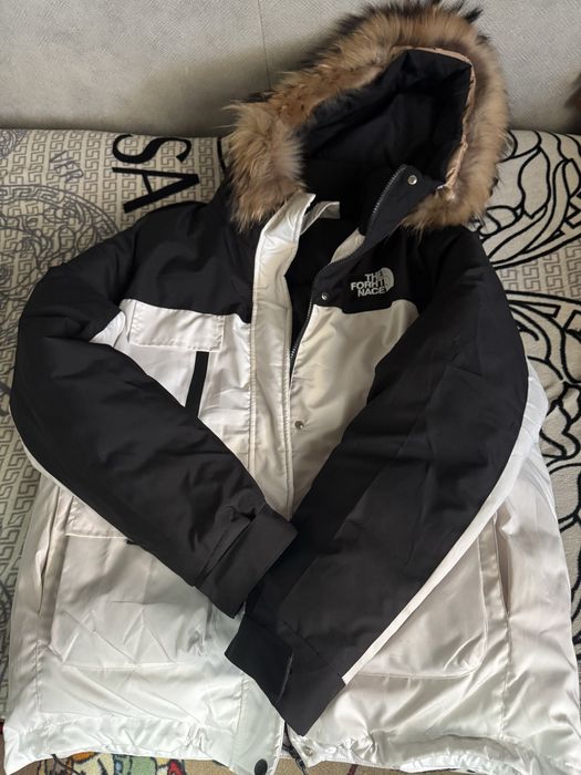 Продам куртку зимнюю