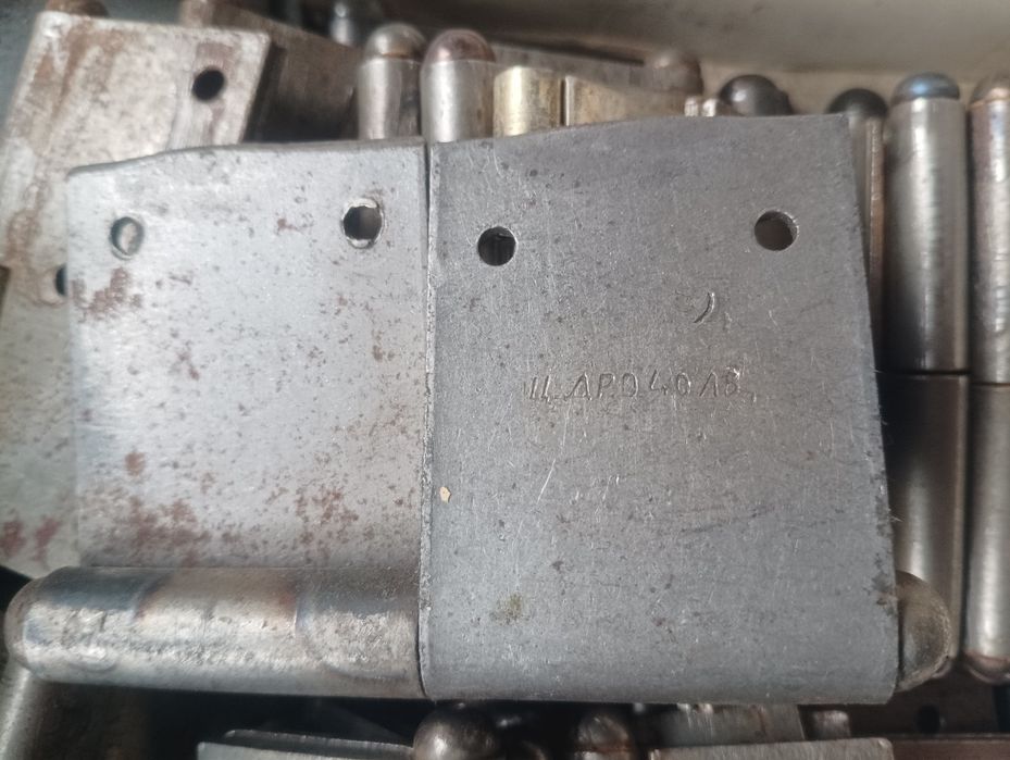 Стари панти около 70 броя