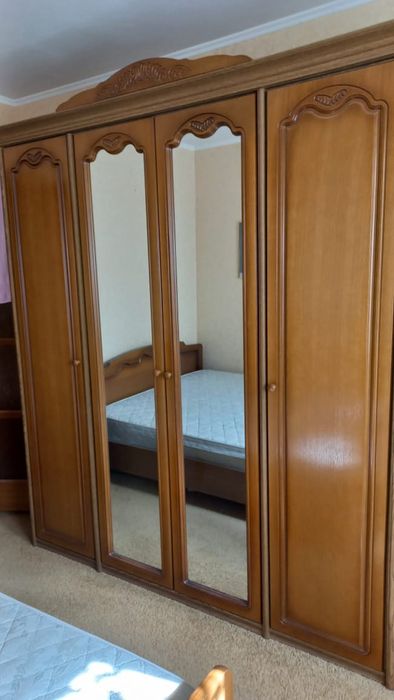 Спальный гарнитур