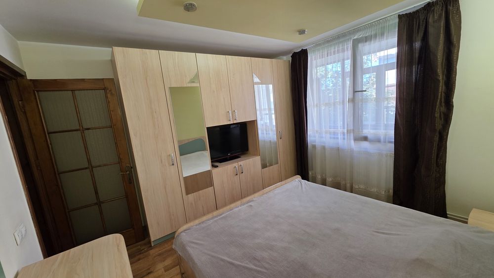 Inchiriez apartament 2 camere, 58mp, vizavi City Park Mall, loc parcare inclus.