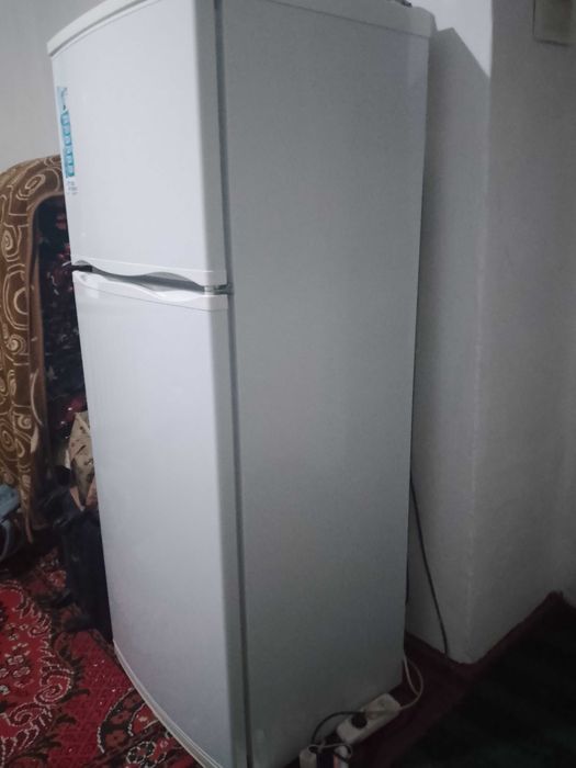 Muzlatgich ishlashi zo'r