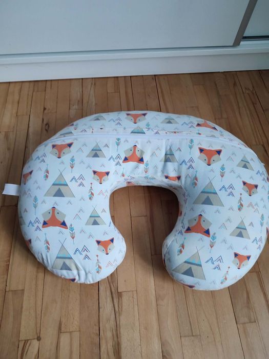 Възглавница за кърмене