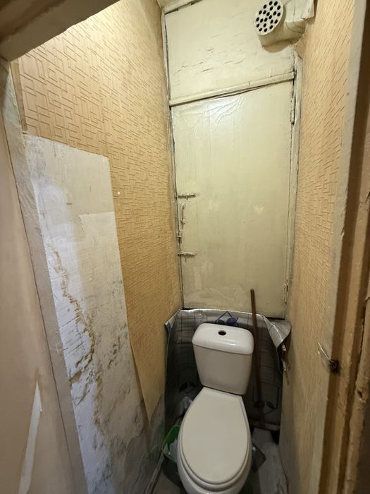 Продам 1 комнатная квартира Куйлюк массив 3 Напротив Корзинка Мирабад