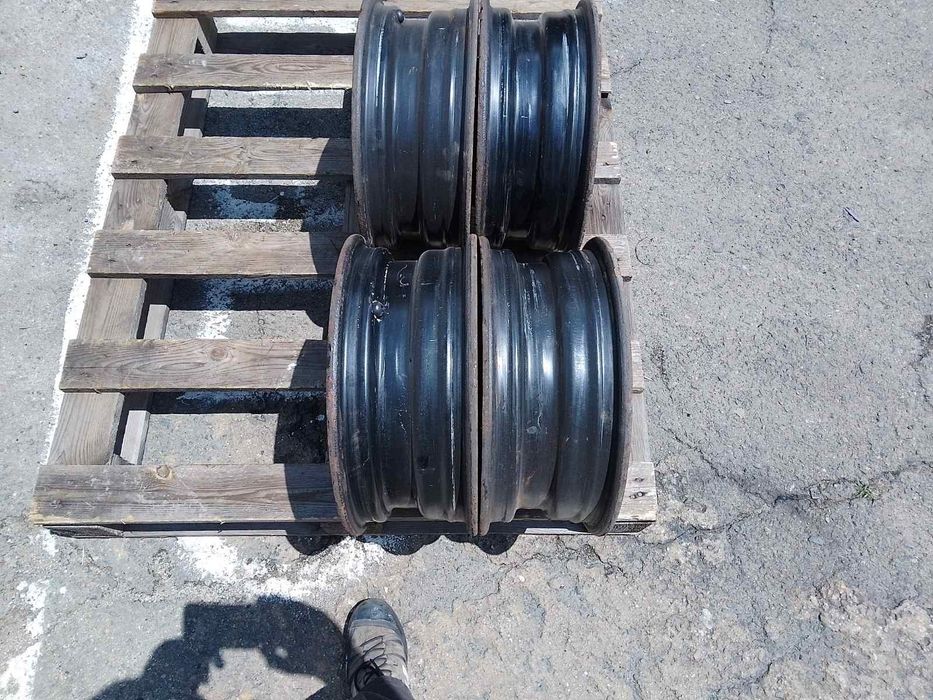 15 цола 5 х 114,3 мм Кия / Хюндай - 5,5 инча/ ЕТ 47