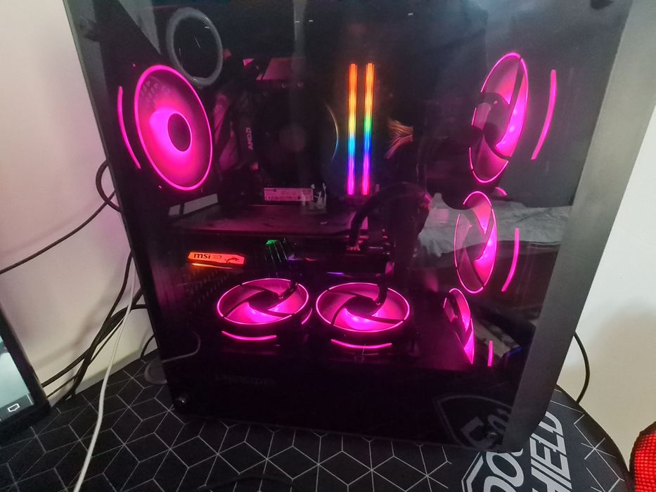 Set complet Gaming  / RTX 2060 /Ryzen 3 / Birou/Scaun