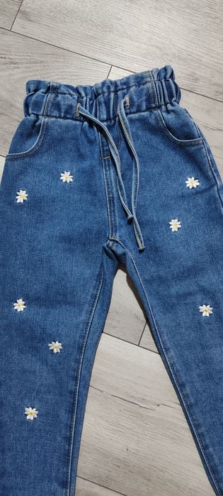 Blugi fete brodați floral 4 ani