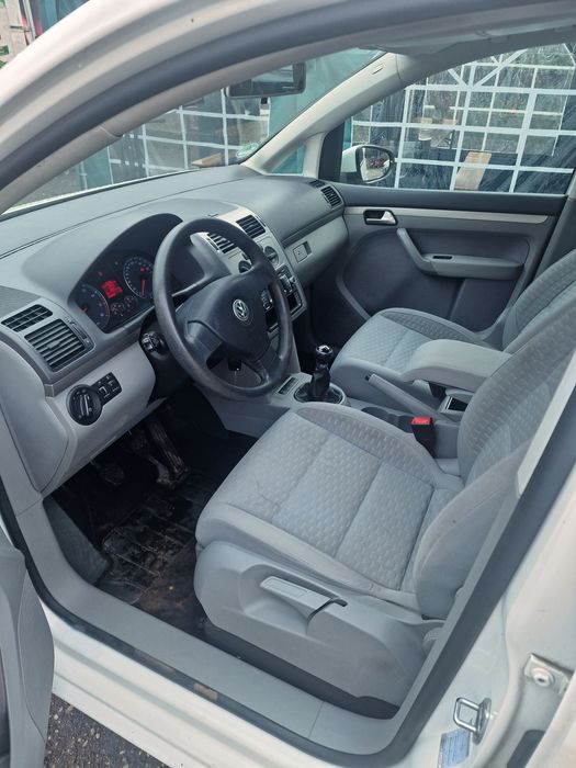 Volkswagen Touran 1.4 TSI 140CP • Euro 5 • TÜV 2027 Germania •Familie