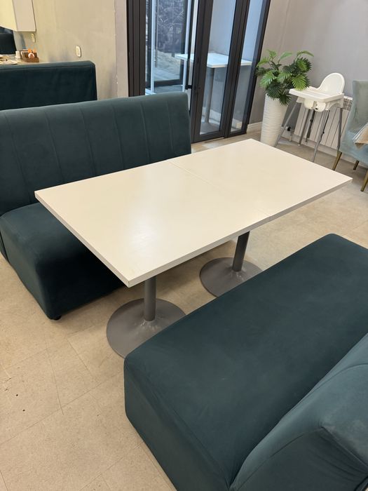 Мебель для кафе- диван, стулья, стол