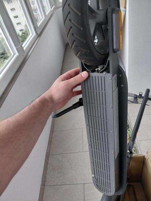 Trotinetă Xiaomi Mi Electric Scooter 1S – Stare excelentă, autonomie 30km