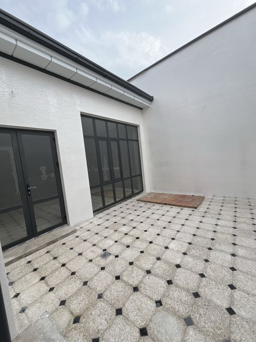 Nazarbek uchaska srochna sotiladi