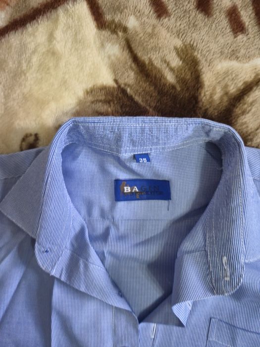 Продам рубашки 34-35 размер