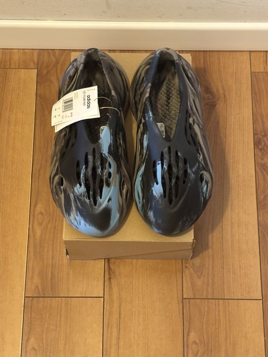 Yeezy foam runners 42 originali