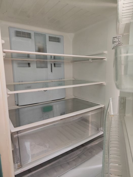 Холодильник  для кухни