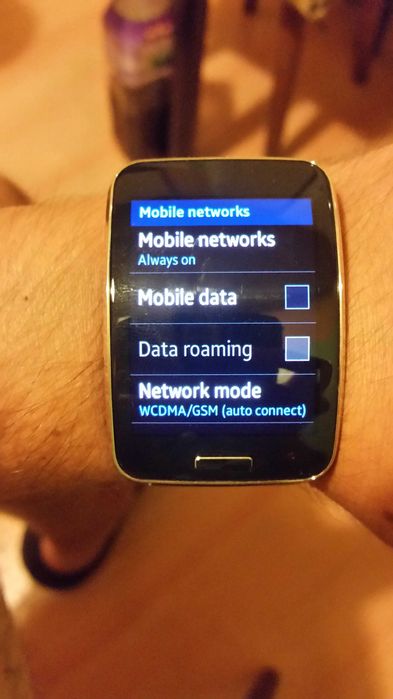 Smart watch AMOLED curved Samsung Gear S/ SM-R750 - SIM card slot