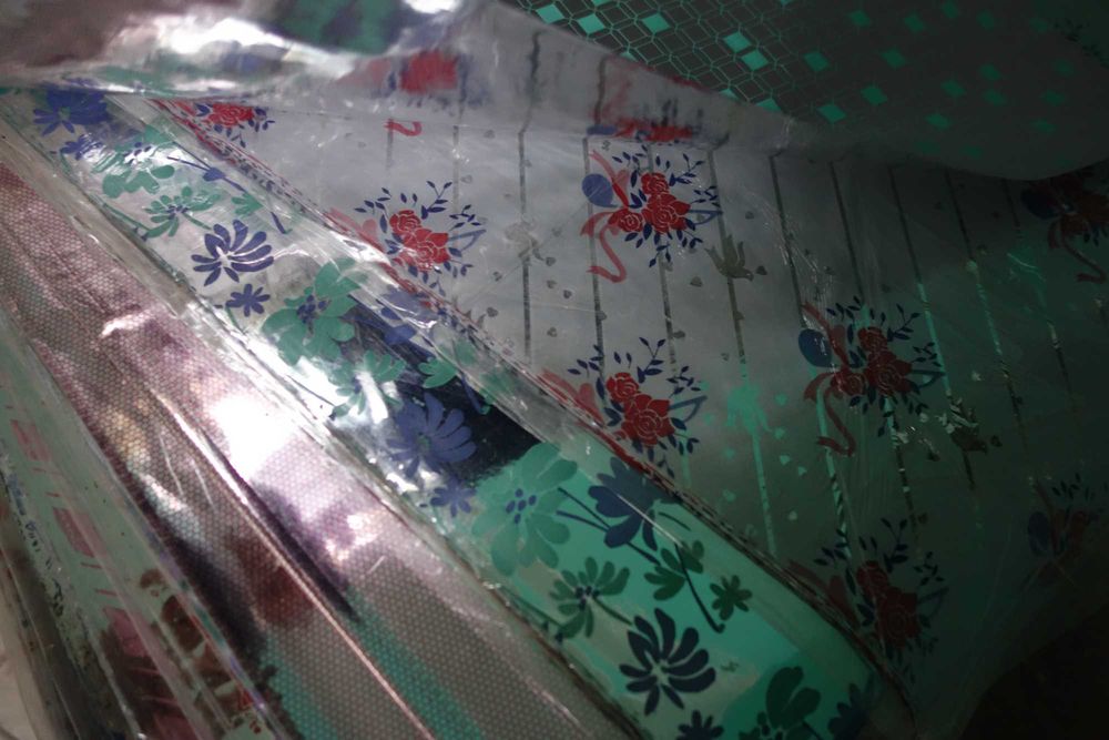 Подаръчно опаковачно целофаново фолио 70x50cm