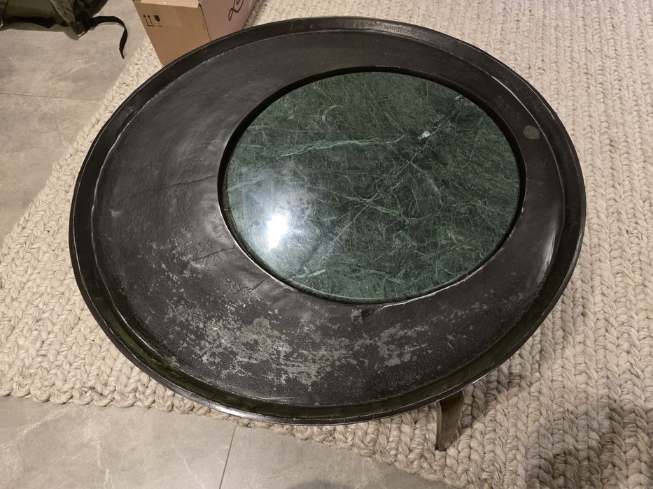 Холна маса с естествен мрамор