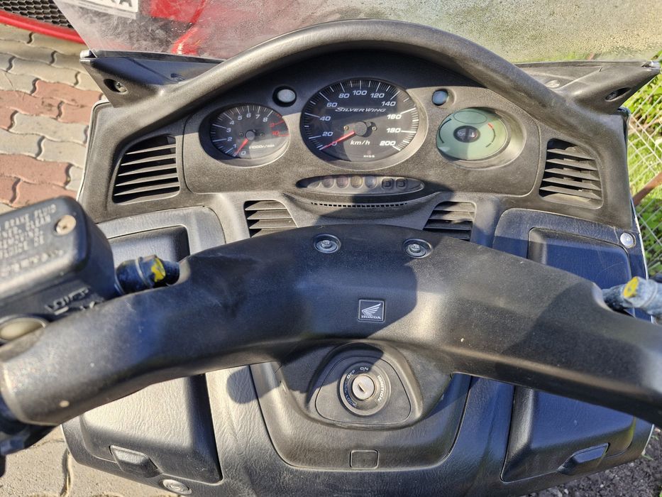 Honda silverwing  600 cc