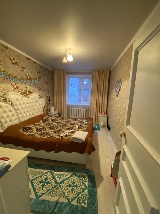 Продам 3 комнатный квартиру