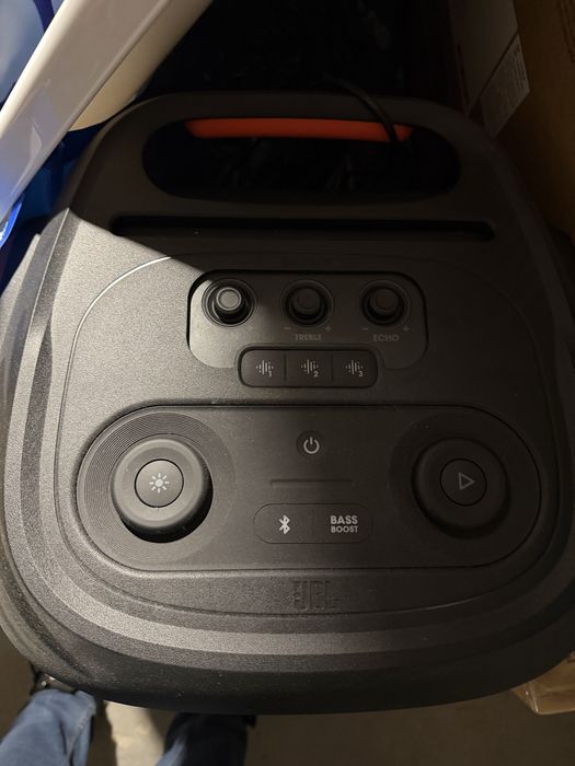 Jbl partibox 710