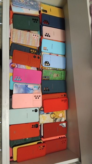 чехлы на телефоны