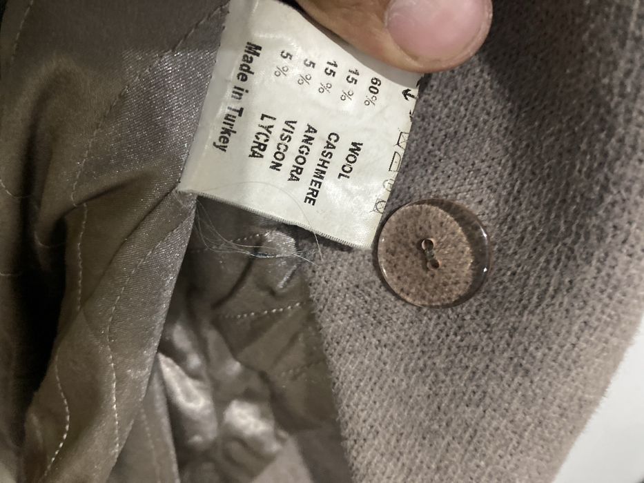 Пальто продаеться срочна