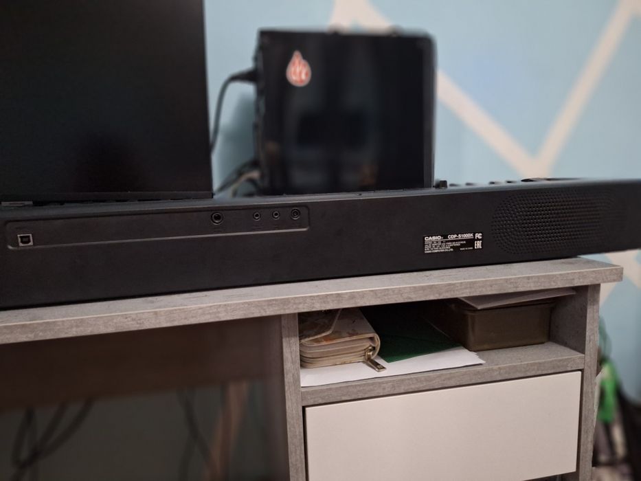 Vând pian CASIO CDP-S100BK