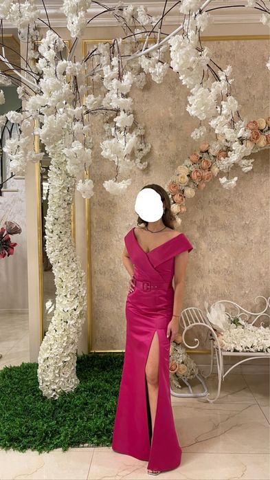 Vand rochie de ocazie