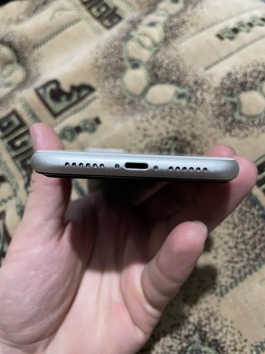 Iphone 11 в отличном состоянии