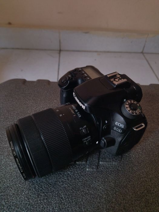 Canon 80d sotiladi