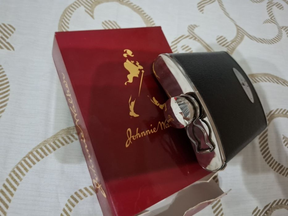 Ёмкость в карман для жидкости