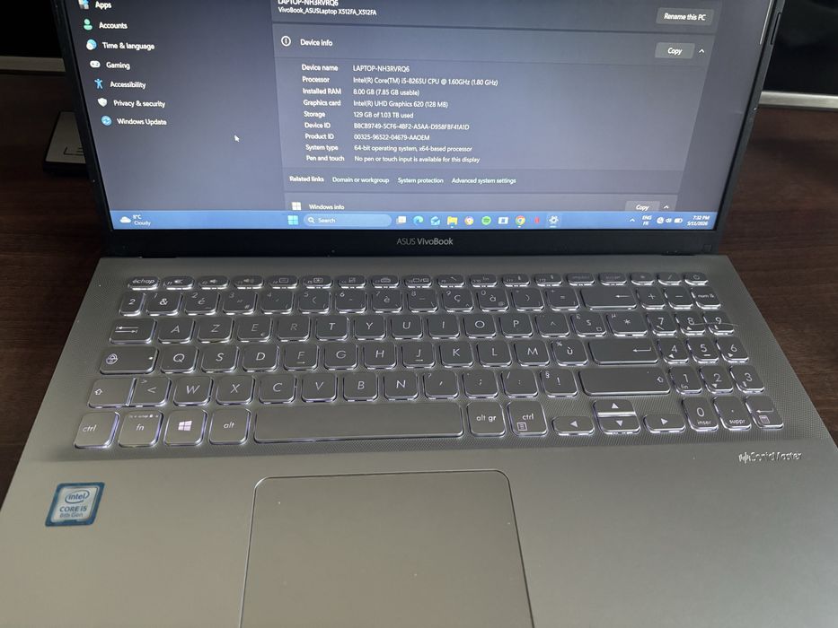 Asus VivoBook 15