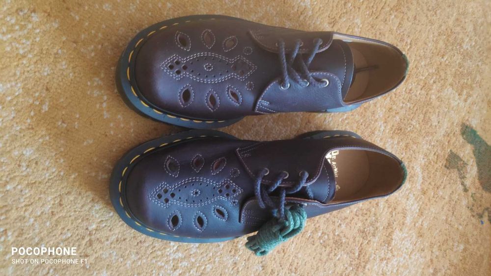 Pantofi Dr. Martens