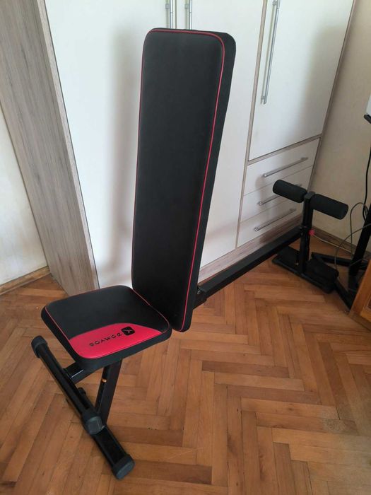 Сгъваема и  регулируема фитнес лежанка Domyos bench 500